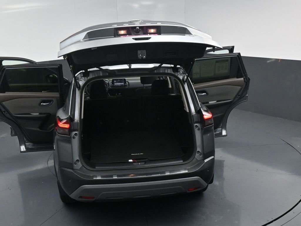 Used 2023 Nissan Rogue SV image 22