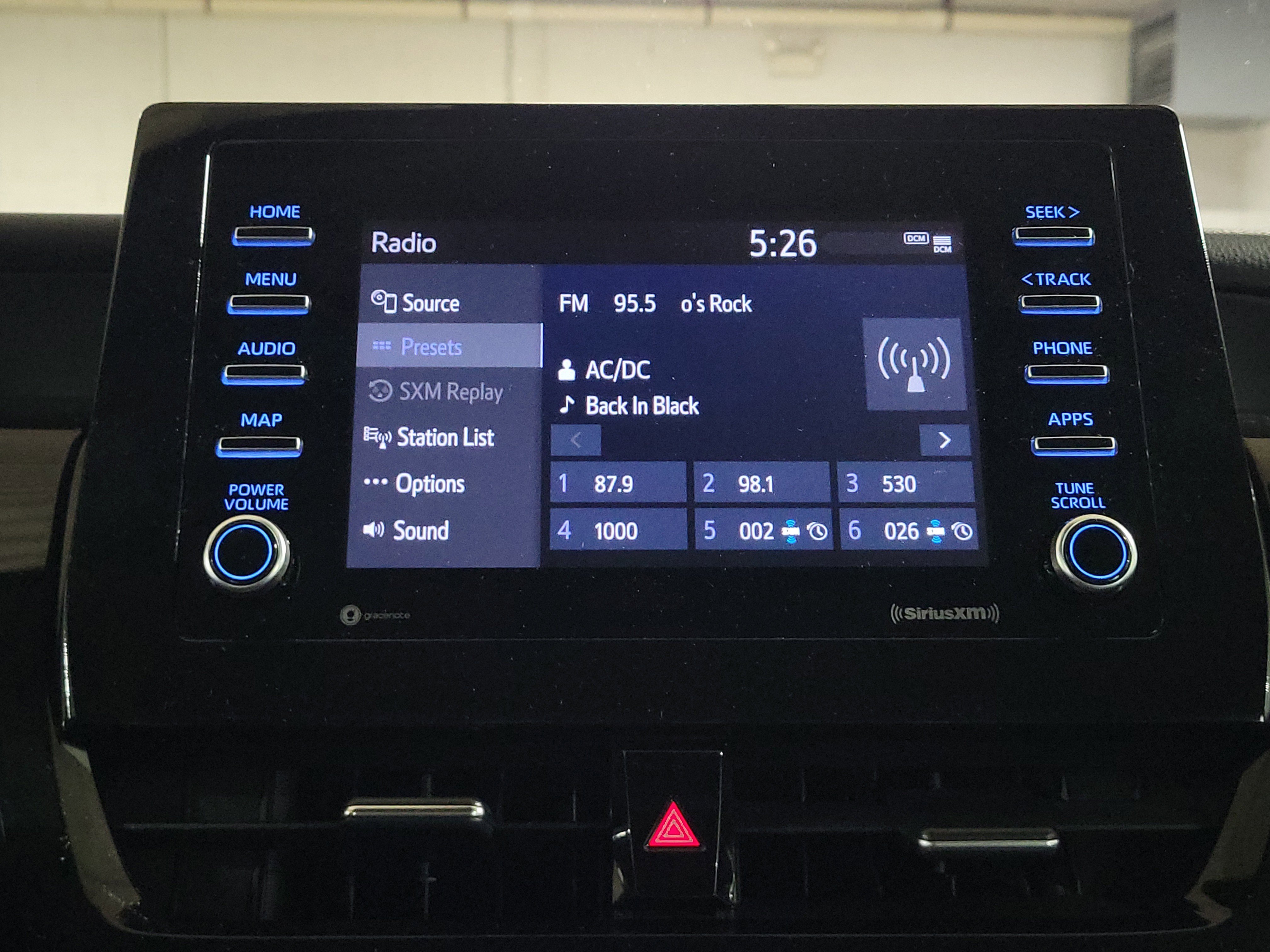 Used 2024 Toyota Camry SE FWD image 28