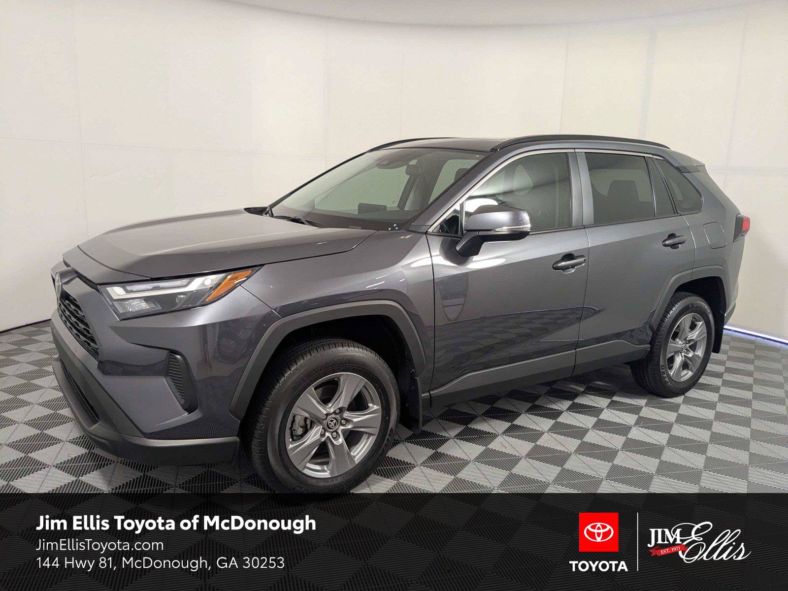 Certified 2025 Toyota RAV4 XLE w/ Convenience Package FWD image 1