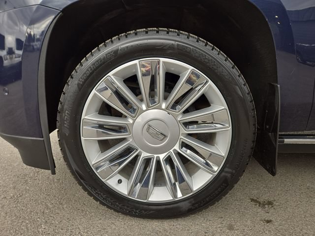 Used 2019 Cadillac Escalade Platinum AWD/4WD image 7