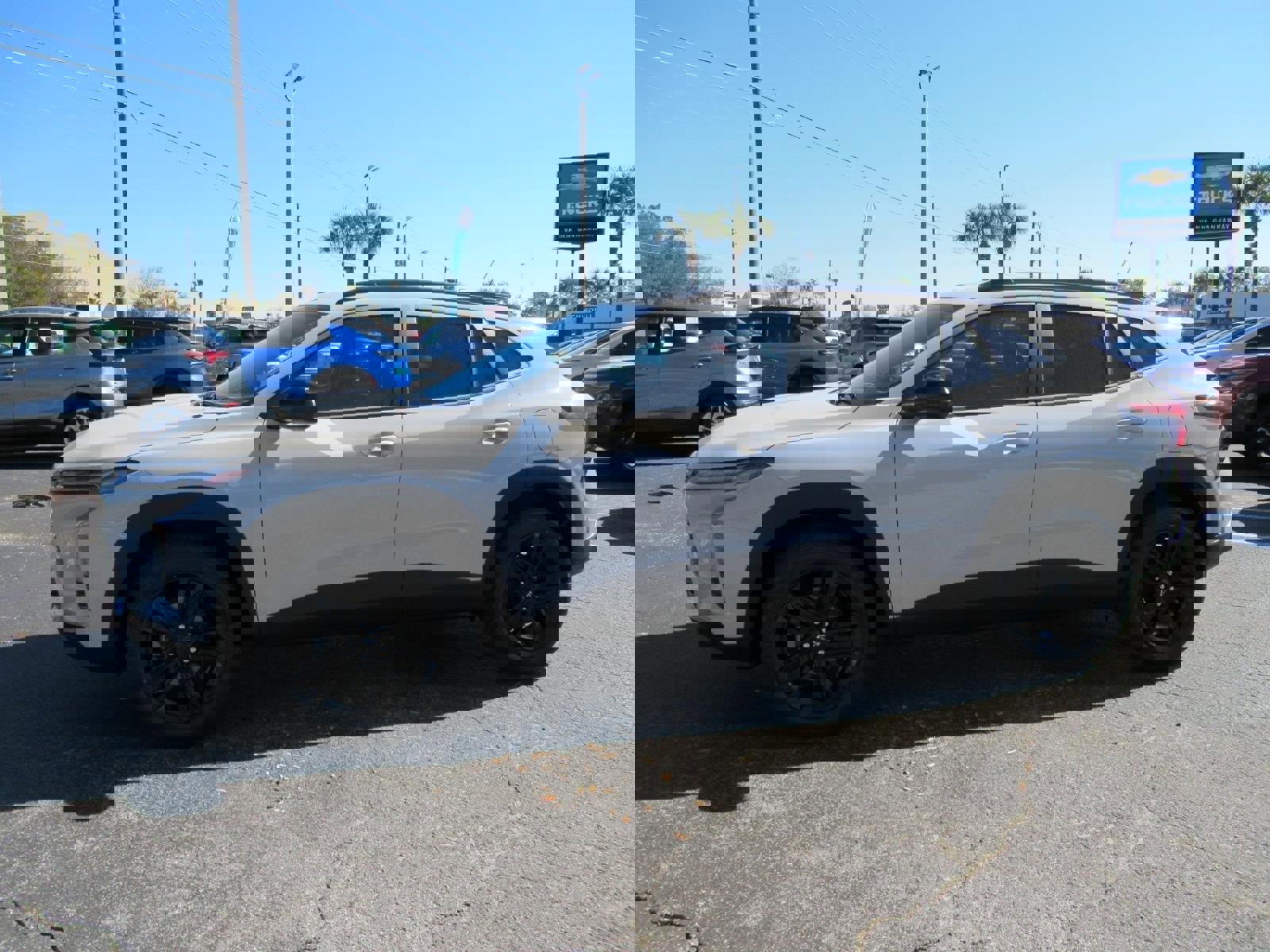 New 2026 Chevrolet Trax ACTIV w/ Driver Confidence Package image 2