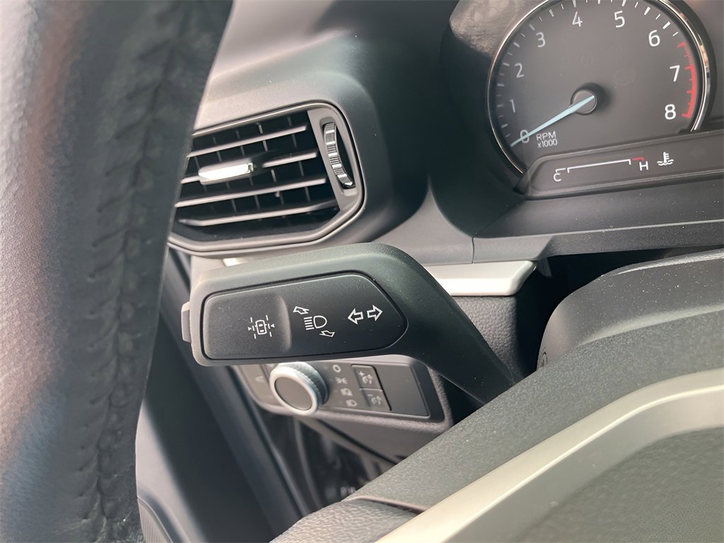 Used 2022 Ford Explorer XLT image 19