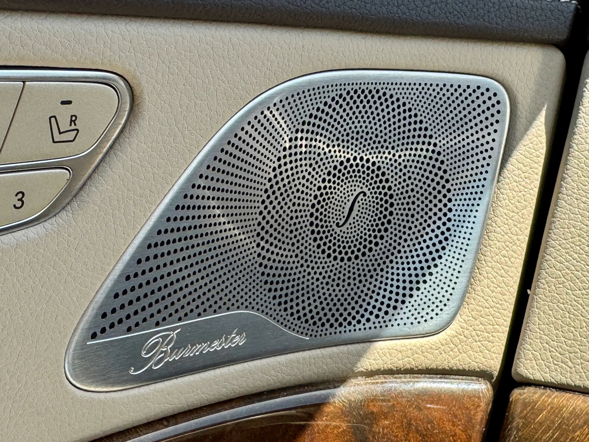 Used 2015 Mercedes-Benz S 550 Sedan image 8