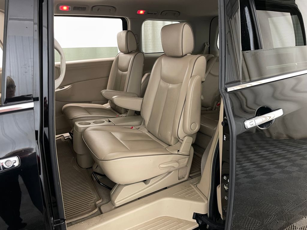 Used 2016 Nissan Quest SV w/ Leather Package image 41