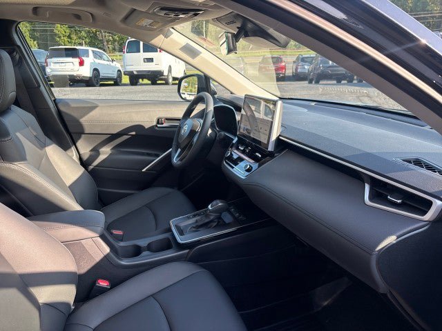 Used 2026 Toyota Corolla Cross XLE w/ Convenience Package AWD/4WD image 49