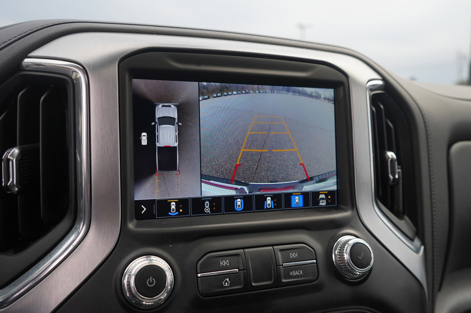 Used 2023 GMC Sierra 3500 SLT w/ SLT Premium Package image 22