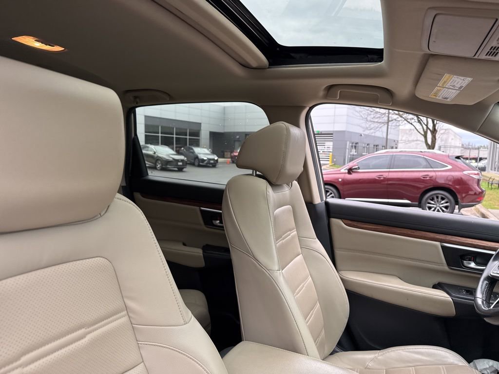 Used 2019 Honda CR-V Touring image 10