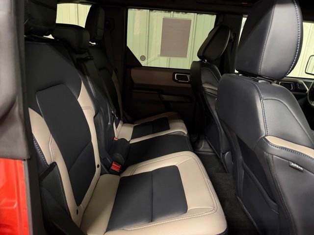 Used 2024 Ford Bronco Wildtrak image 21