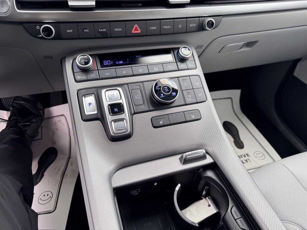 Used 2024 Hyundai Palisade SEL image 19