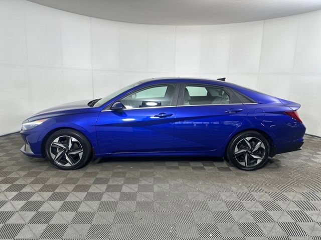 Used 2023 Hyundai Elantra Limited image 6
