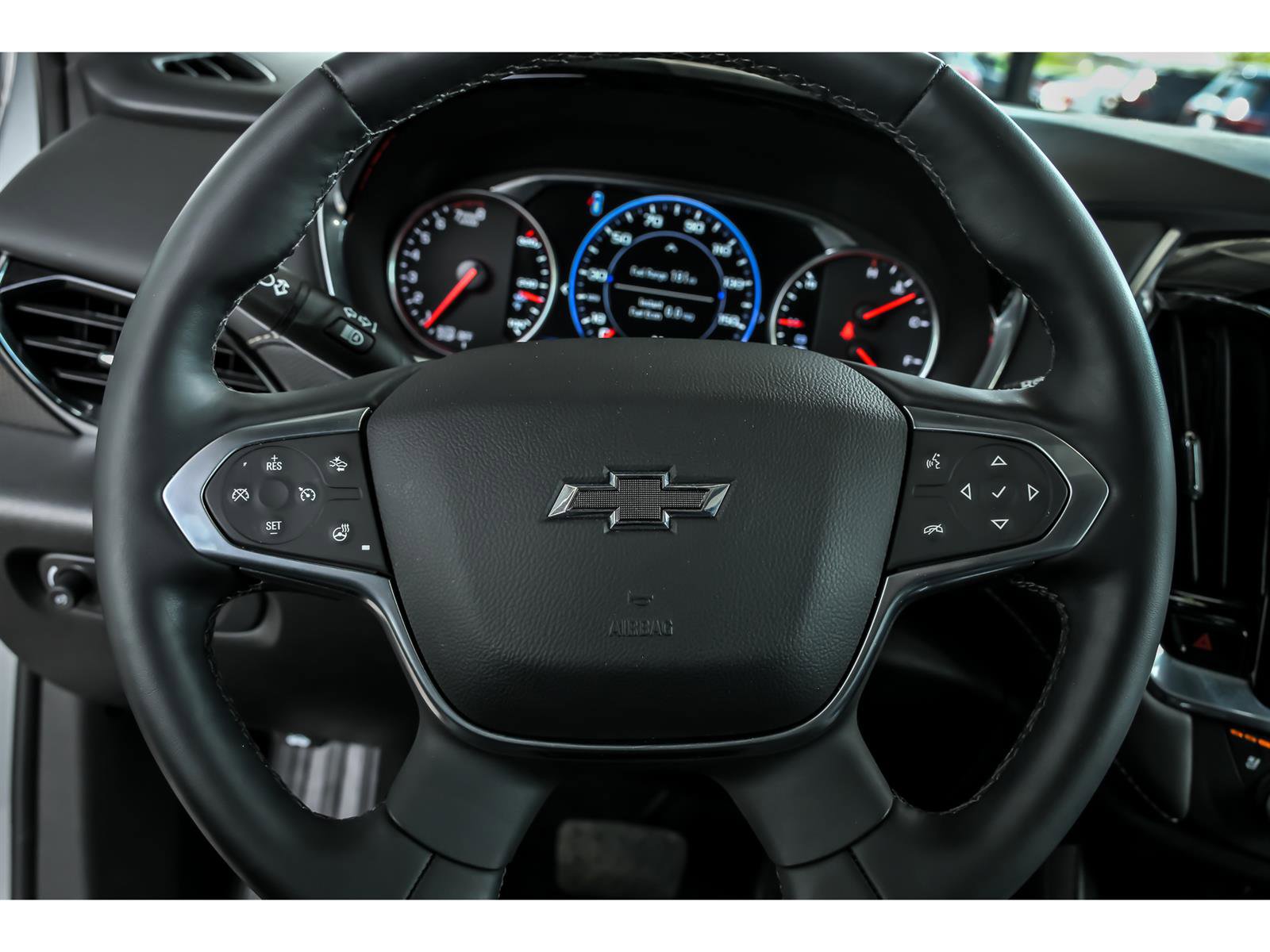 Used 2023 Chevrolet Traverse Premier w/ Redline Edition AWD/4WD image 18