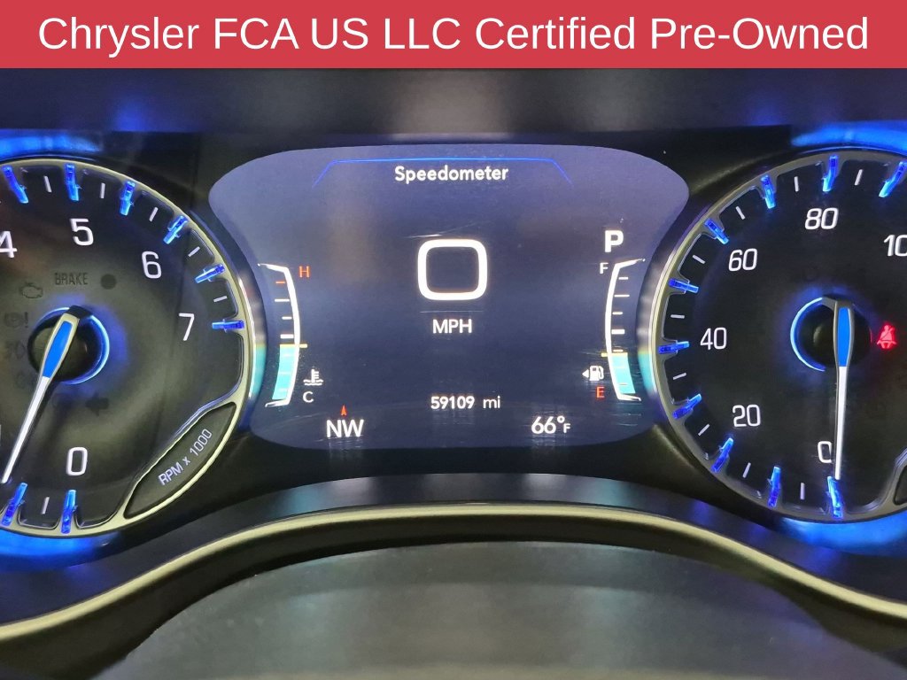 Certified 2025 Chrysler Pacifica Select FWD image 22