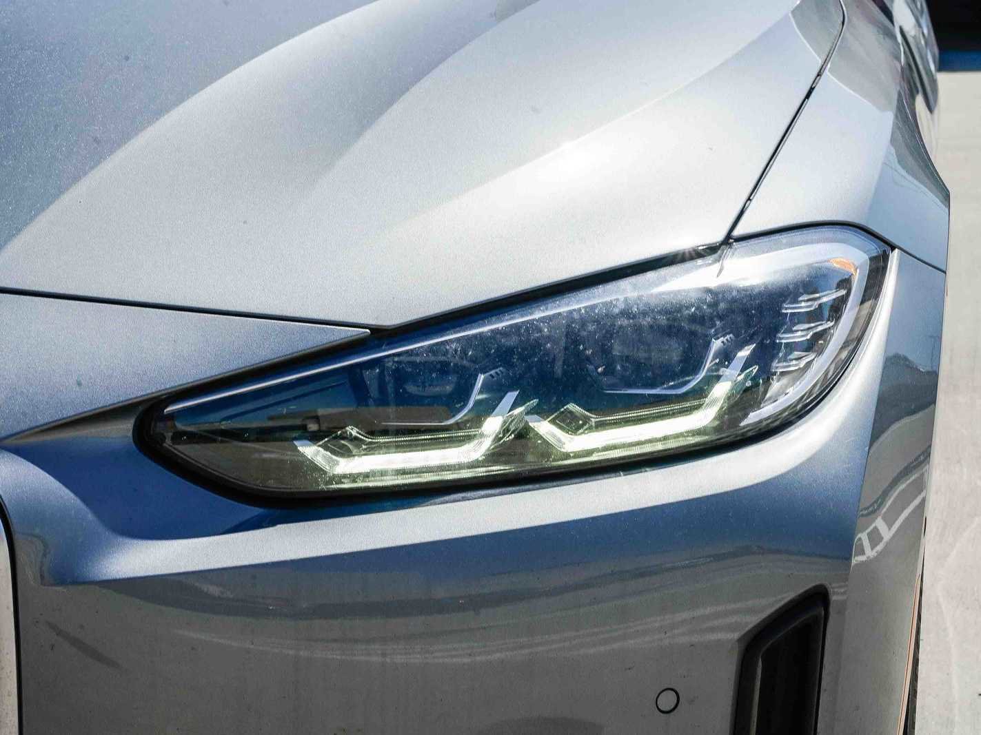 Used 2024 BMW i4 eDrive35 w/ Premium Package RWD image 7