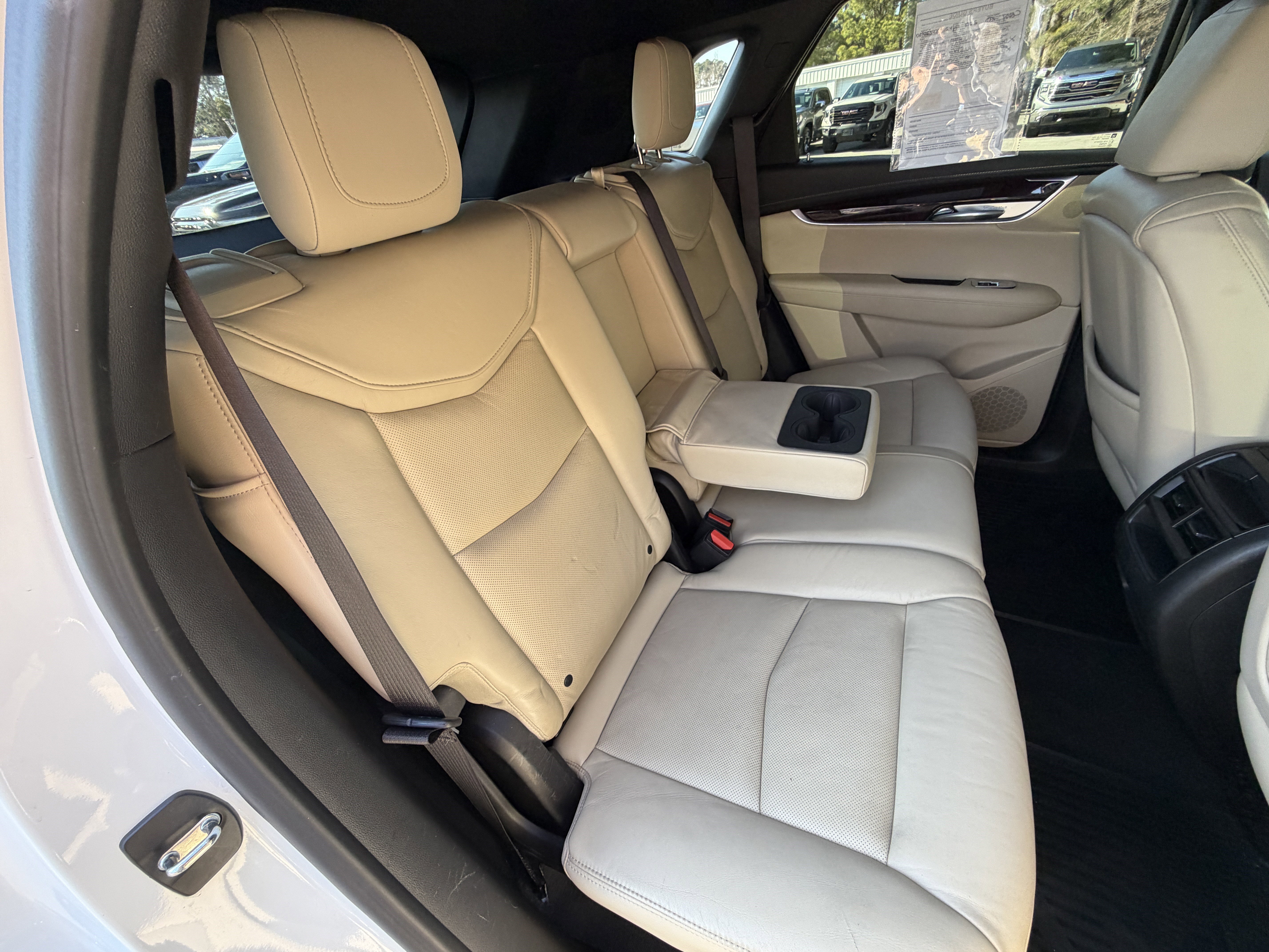 Used 2017 Cadillac XT5 Luxury w/ LPO, Wheel Lock Package image 20