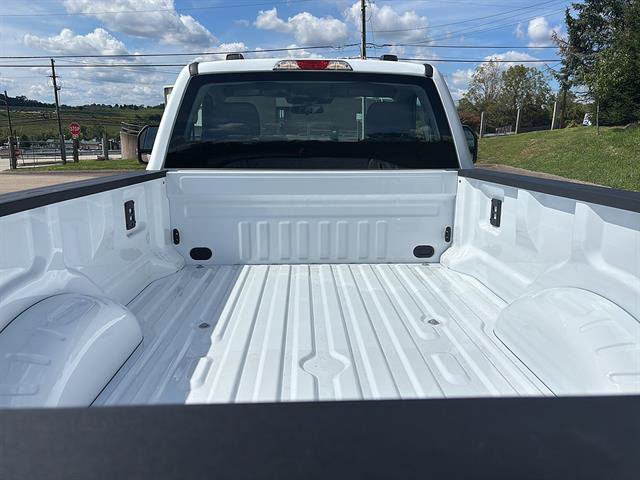 New 2027 Ford F250 XL w/ XL Chrome Package AWD/4WD image 15