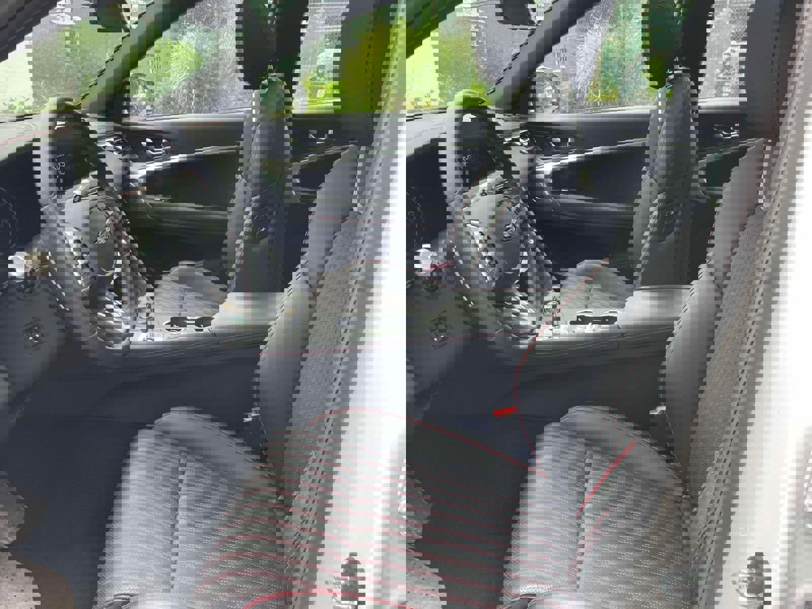 Used 2024 Genesis G70 3.3T Advanced image 15