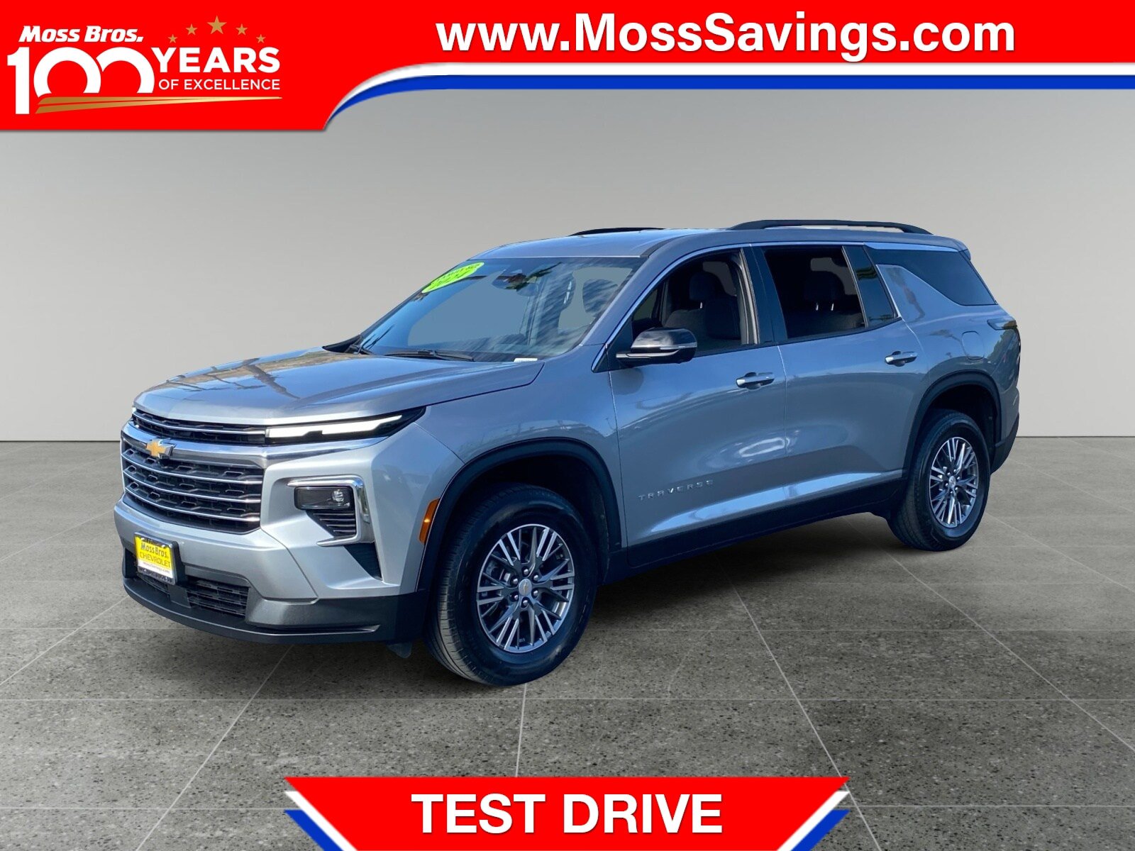 Used 2024 Chevrolet Traverse LT