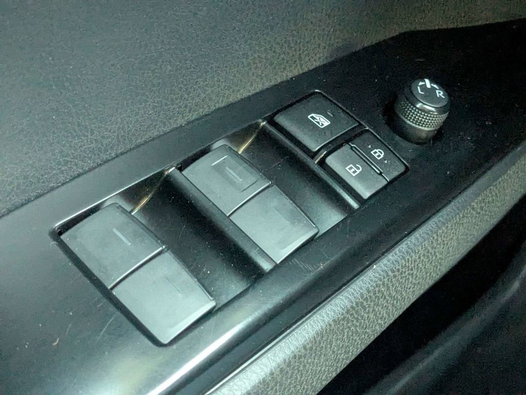 Used 2025 Toyota Camry LE image 24