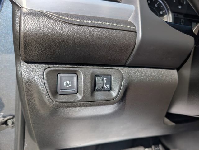 Used 2019 GMC Acadia SLT image 23