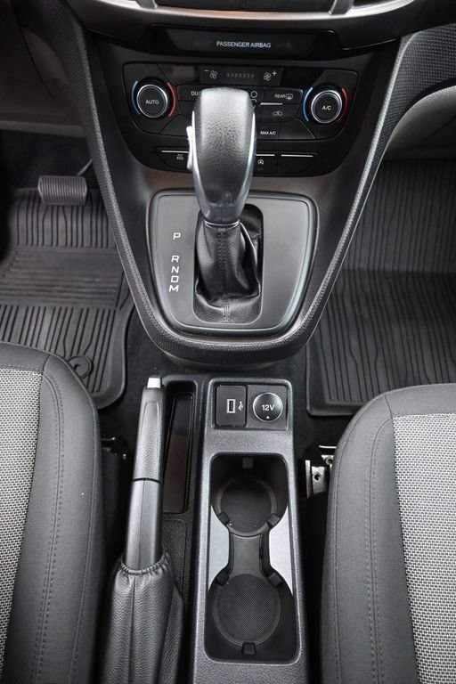 Used 2020 Ford Transit Connect XL FWD image 19