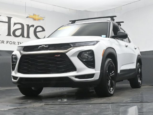 Used 2023 Chevrolet TrailBlazer RS w/ Sun and Liftgate Package AWD/4WD image 4