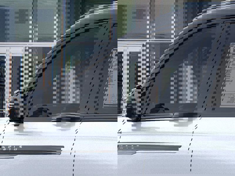 New 2026 Lincoln Nautilus Reserve w/ Jet Appearance Package image 42