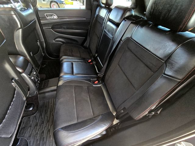 Used 2017 Jeep Grand Cherokee Trailhawk w/ Trailhawk Luxury Group AWD/4WD image 23