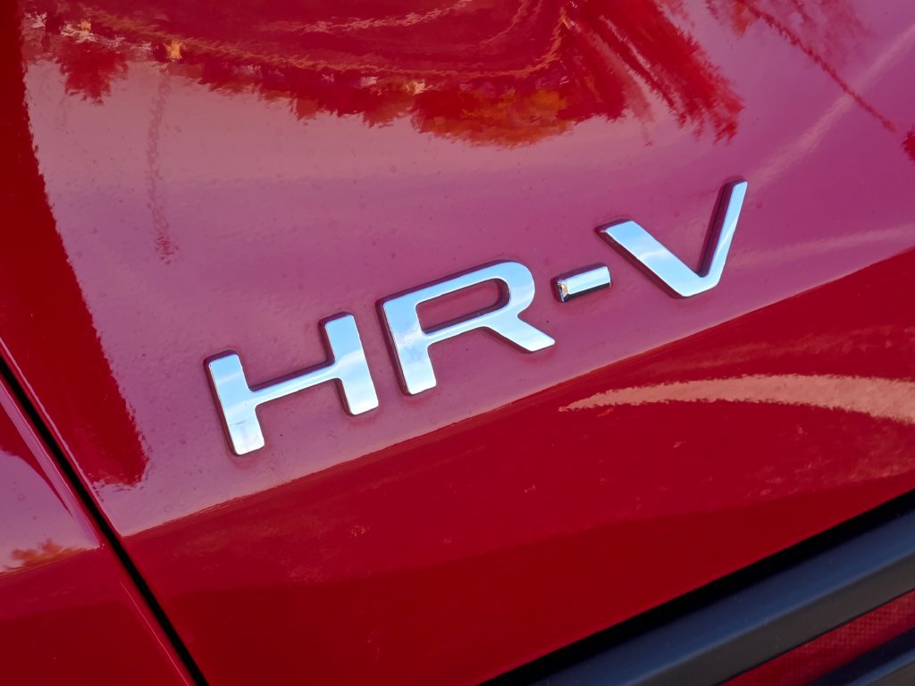 Used 2024 Honda HR-V Sport image 16