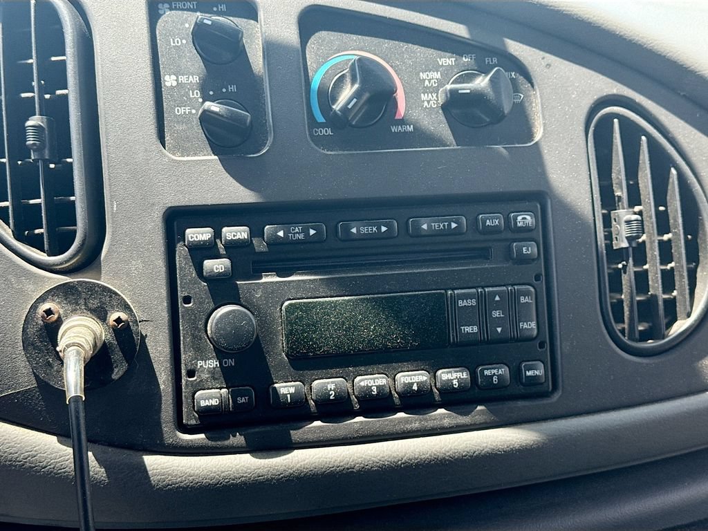 Used 2007 Ford E-450 and Econoline 450 RWD image 14