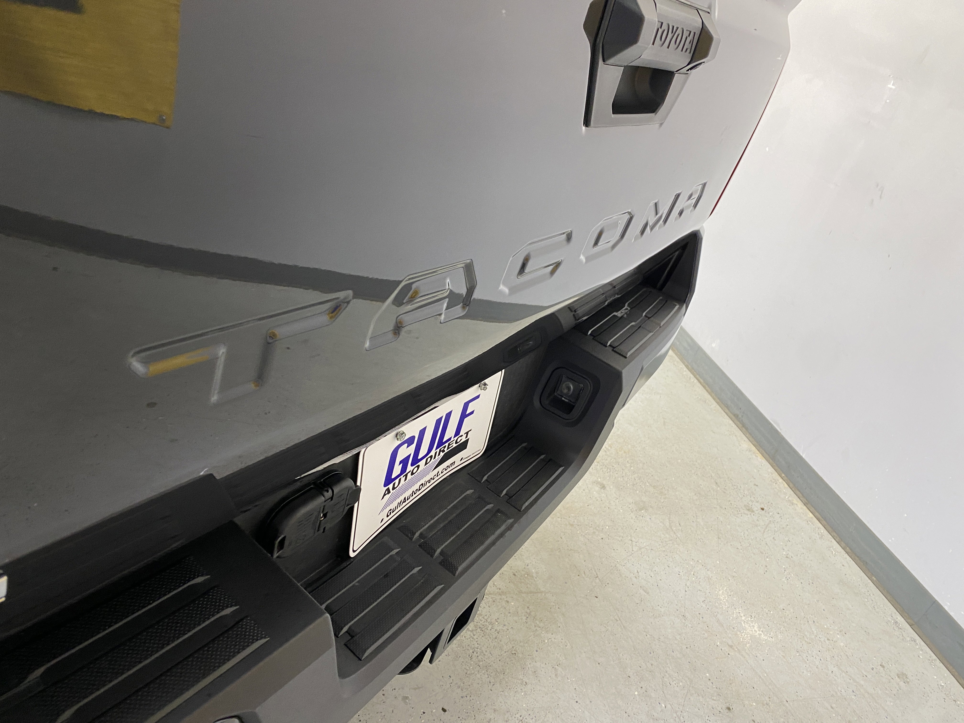 Used 2025 Toyota Tacoma SR5 image 19