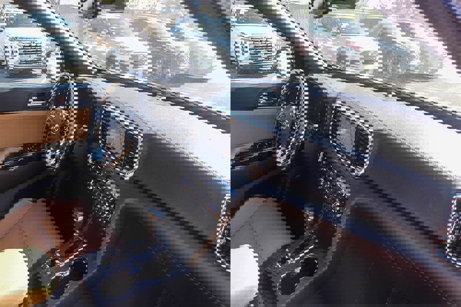 Used 2020 Kia Sportage SX image 19