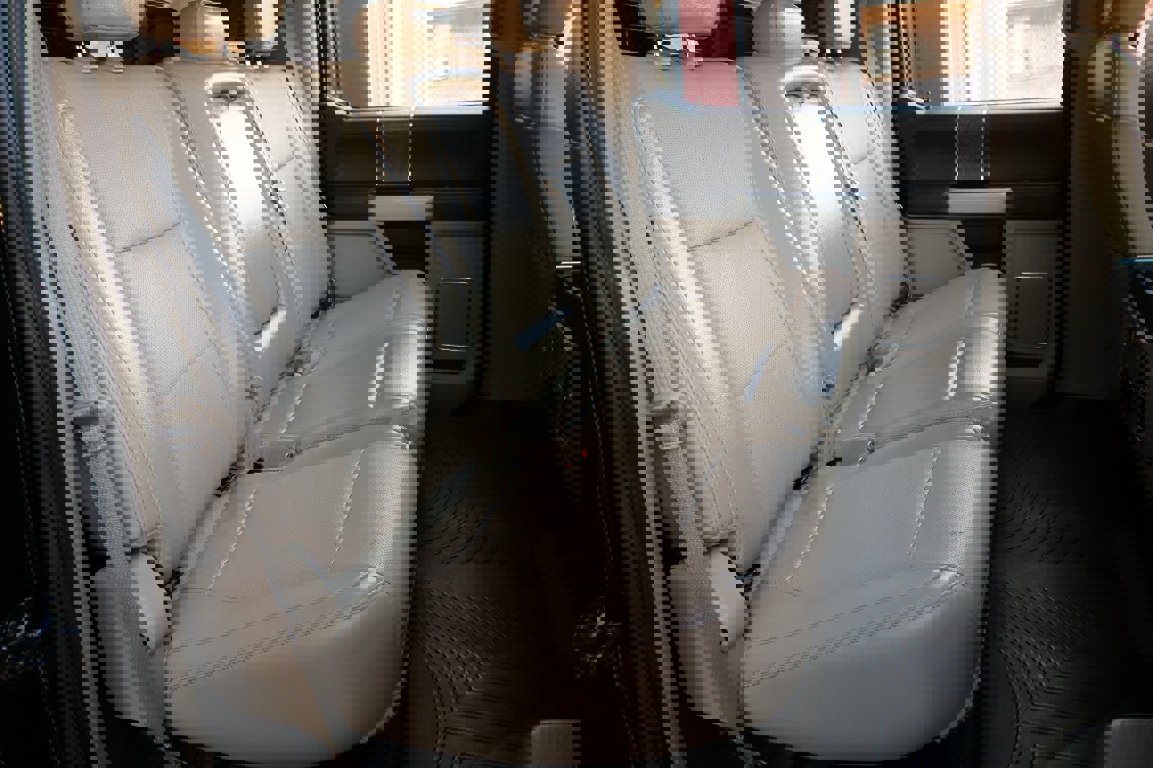 Used 2018 Ford F250 Lariat w/ Lariat Ultimate Package image 46