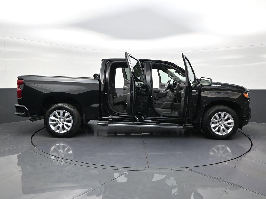 Used 2023 Chevrolet Silverado 1500 Custom RWD image 30