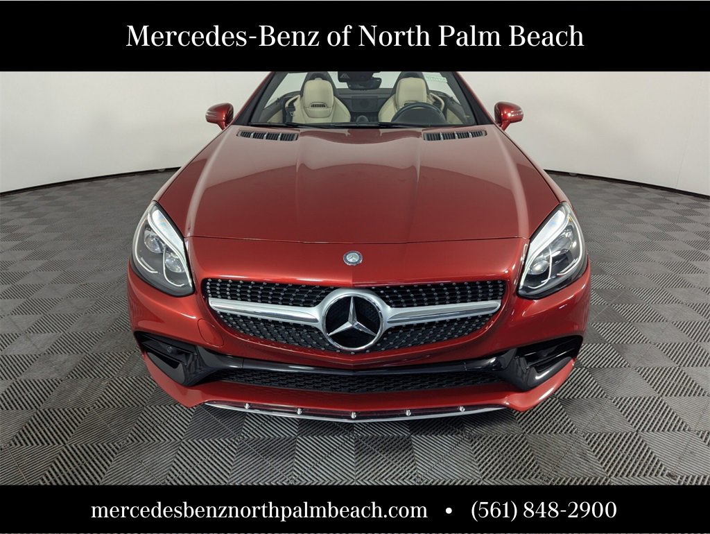 Used 2017 Mercedes-Benz SLC 300 image 2