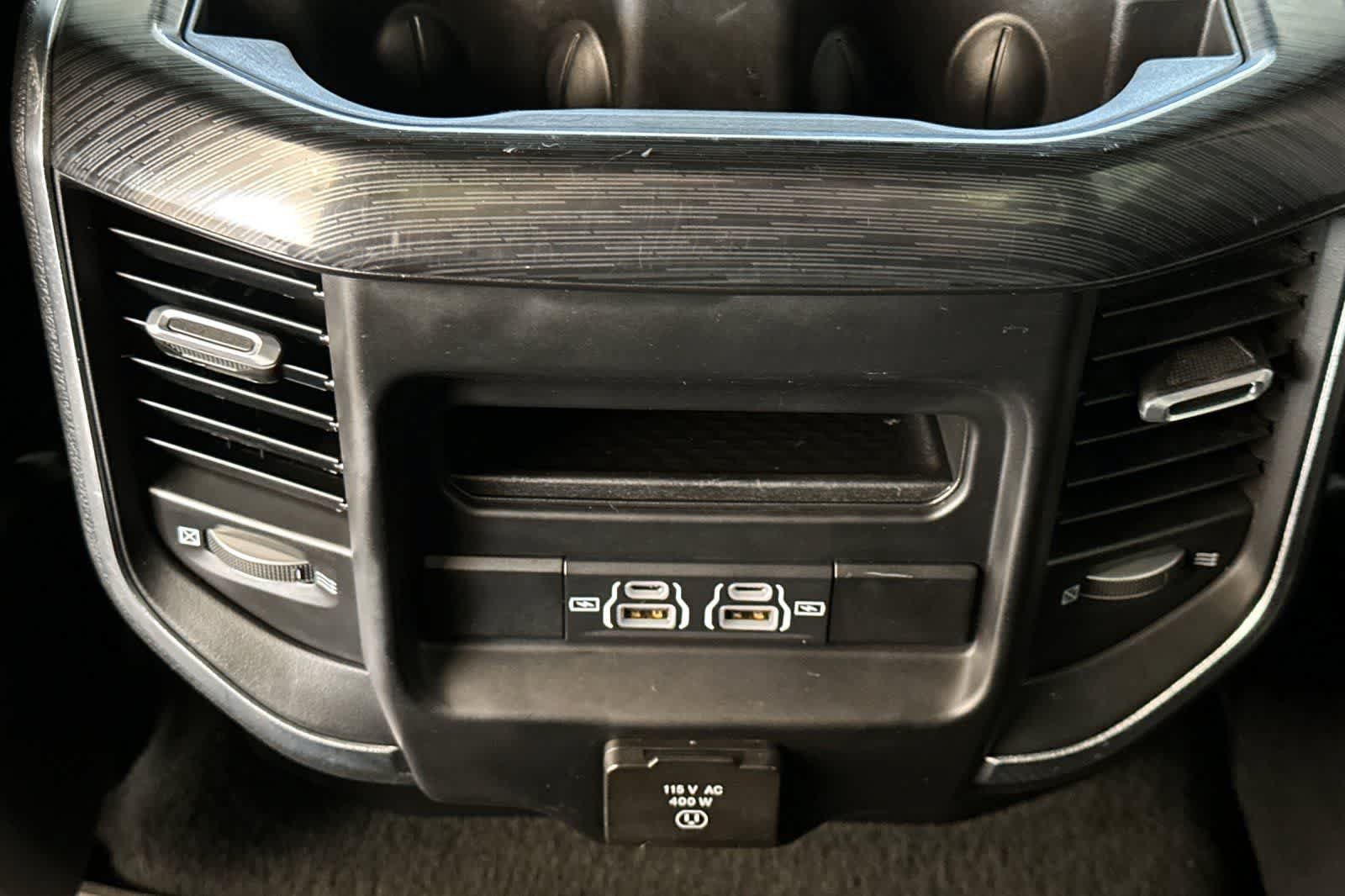 Used 2023 RAM 1500 Laramie AWD/4WD image 15