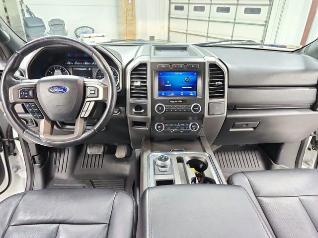 Used 2020 Ford Expedition XLT image 18