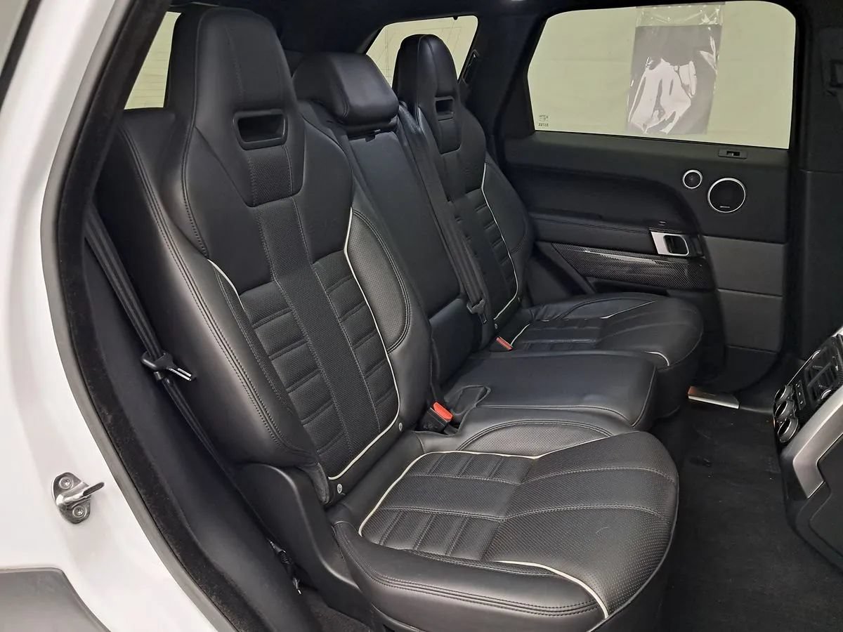Used 2017 Land Rover Range Rover Sport SVR AWD/4WD image 56