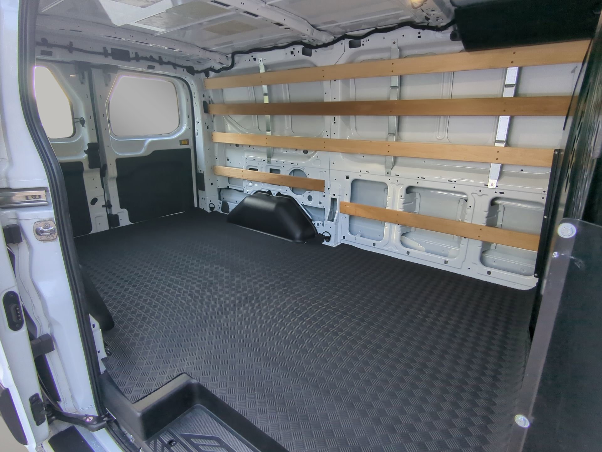 Used 2024 Ford Transit 250 Low Roof w/ Exterior Upgrade Package RWD image 53