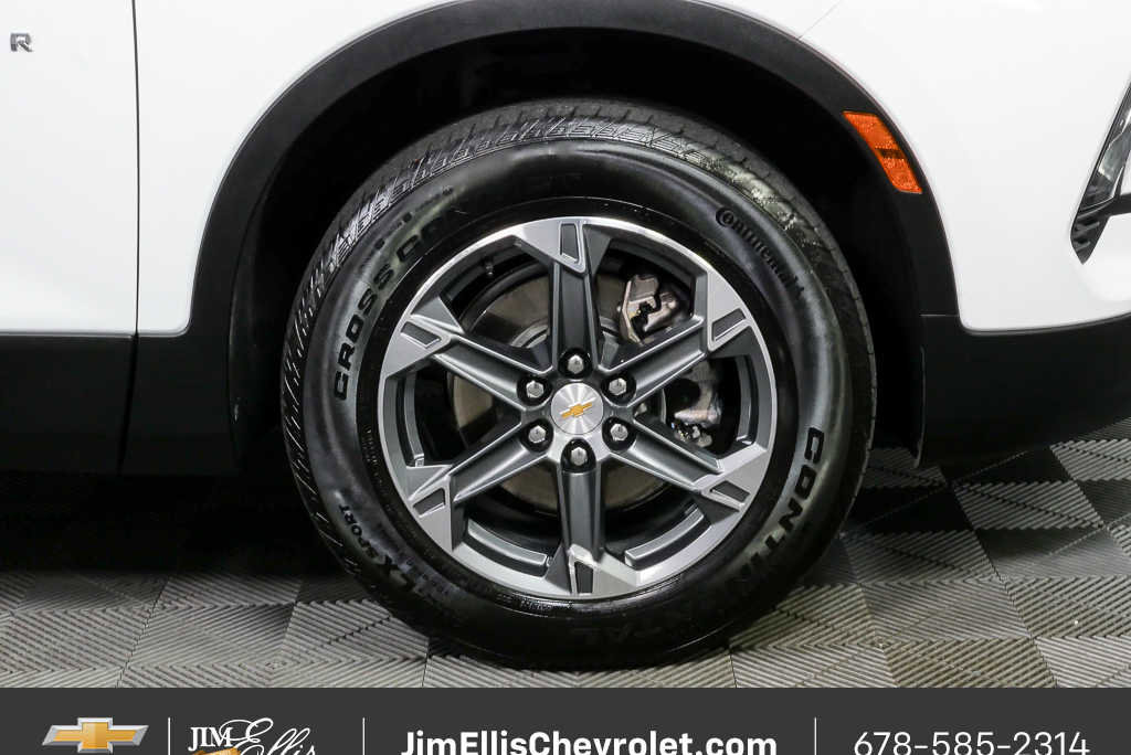 Certified 2025 Chevrolet Blazer LT image 35