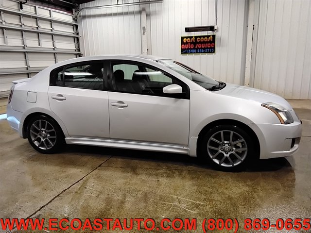 Used 2011 Nissan Sentra SE-R Spec V FWD image 2