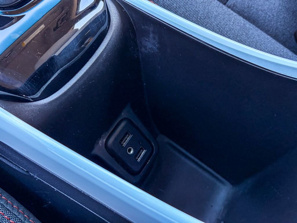 Certified 2021 Chevrolet Bolt LT image 29