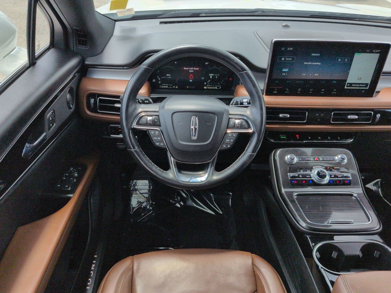 Certified 2023 Lincoln Nautilus Reserve AWD/4WD image 17