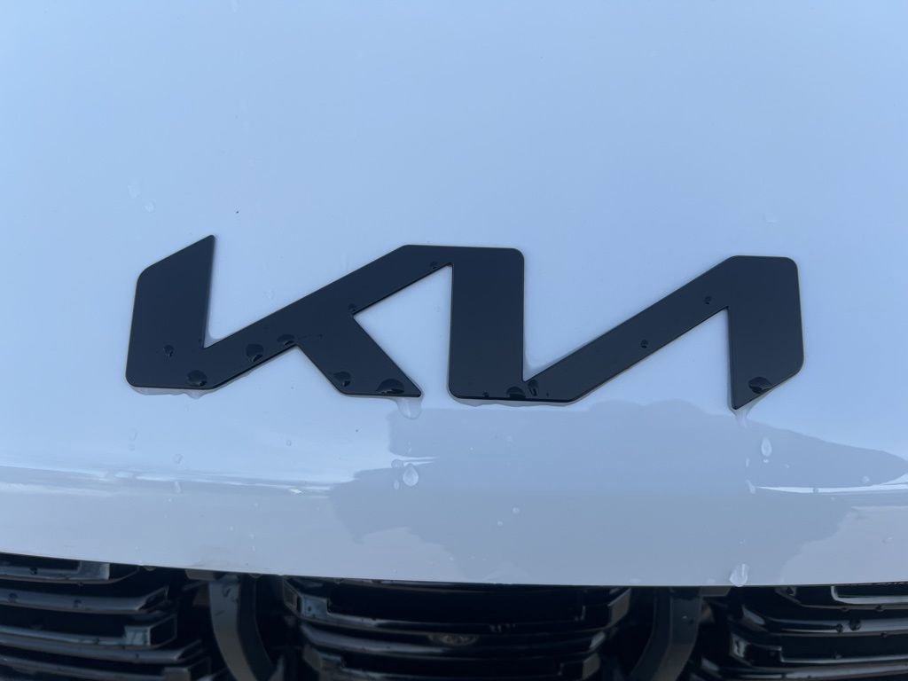 Certified 2025 Kia Sorento SX Prestige w/ Olive Brown Leather Package image 30