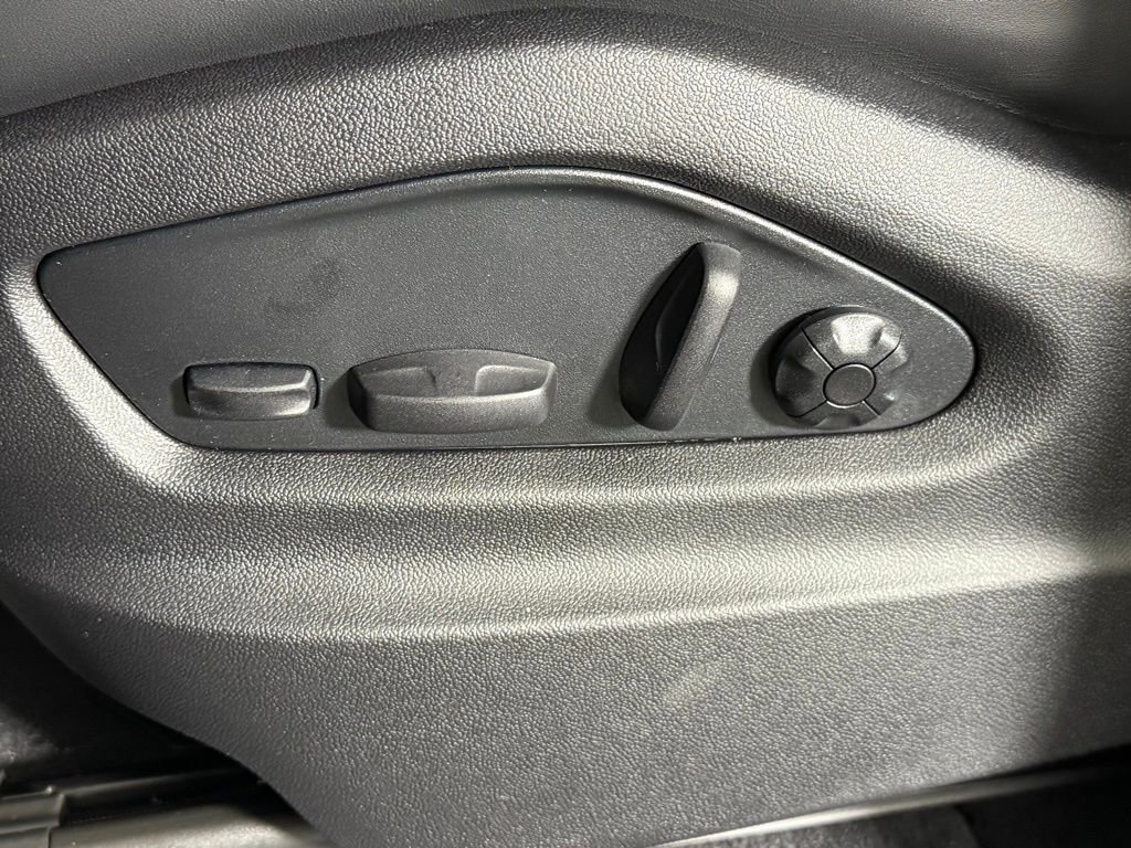 New 2026 Porsche Cayenne Coupe image 29