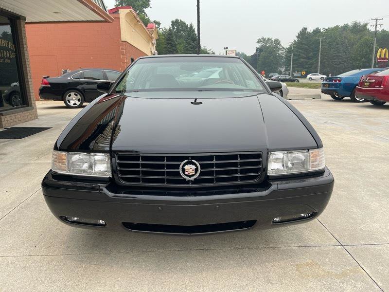 Used 2001 Cadillac Eldorado Touring FWD image 5