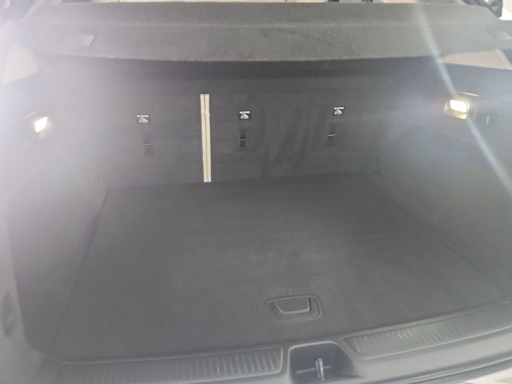 Used 2023 Buick Envision Avenir AWD/4WD image 28