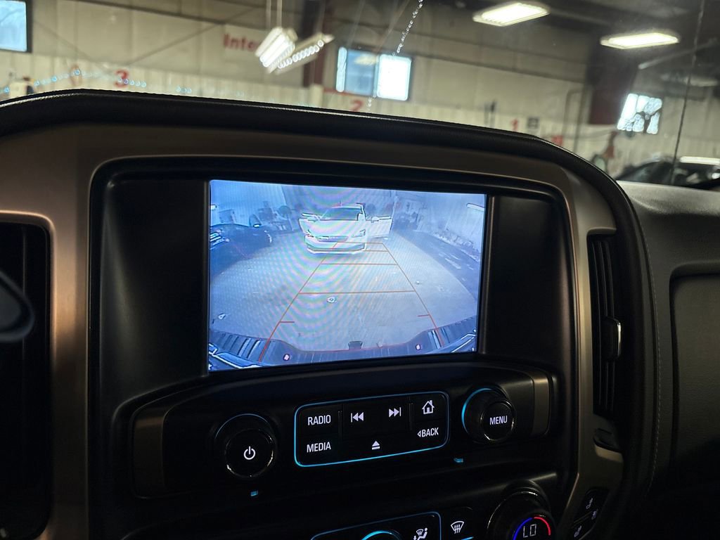 Used 2018 GMC Sierra 2500 Denali AWD/4WD image 24