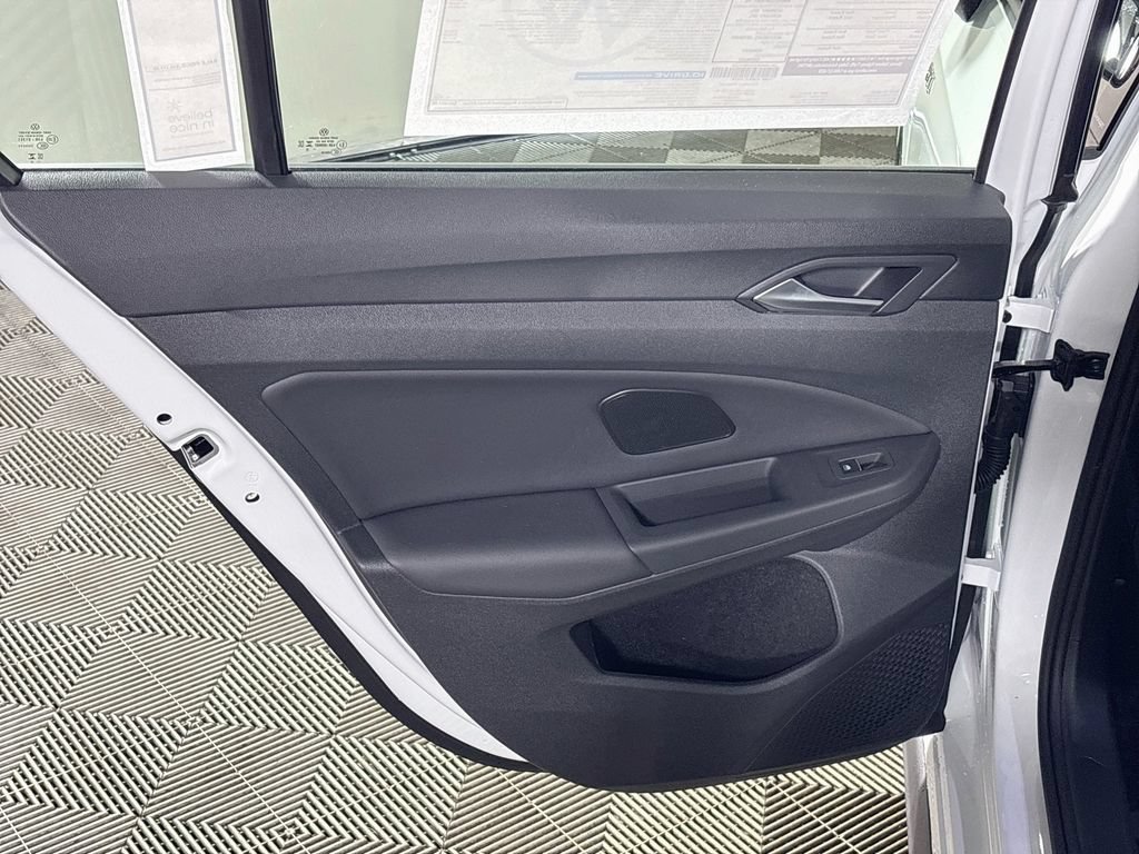 New 2026 Volkswagen GTI SE FWD image 20