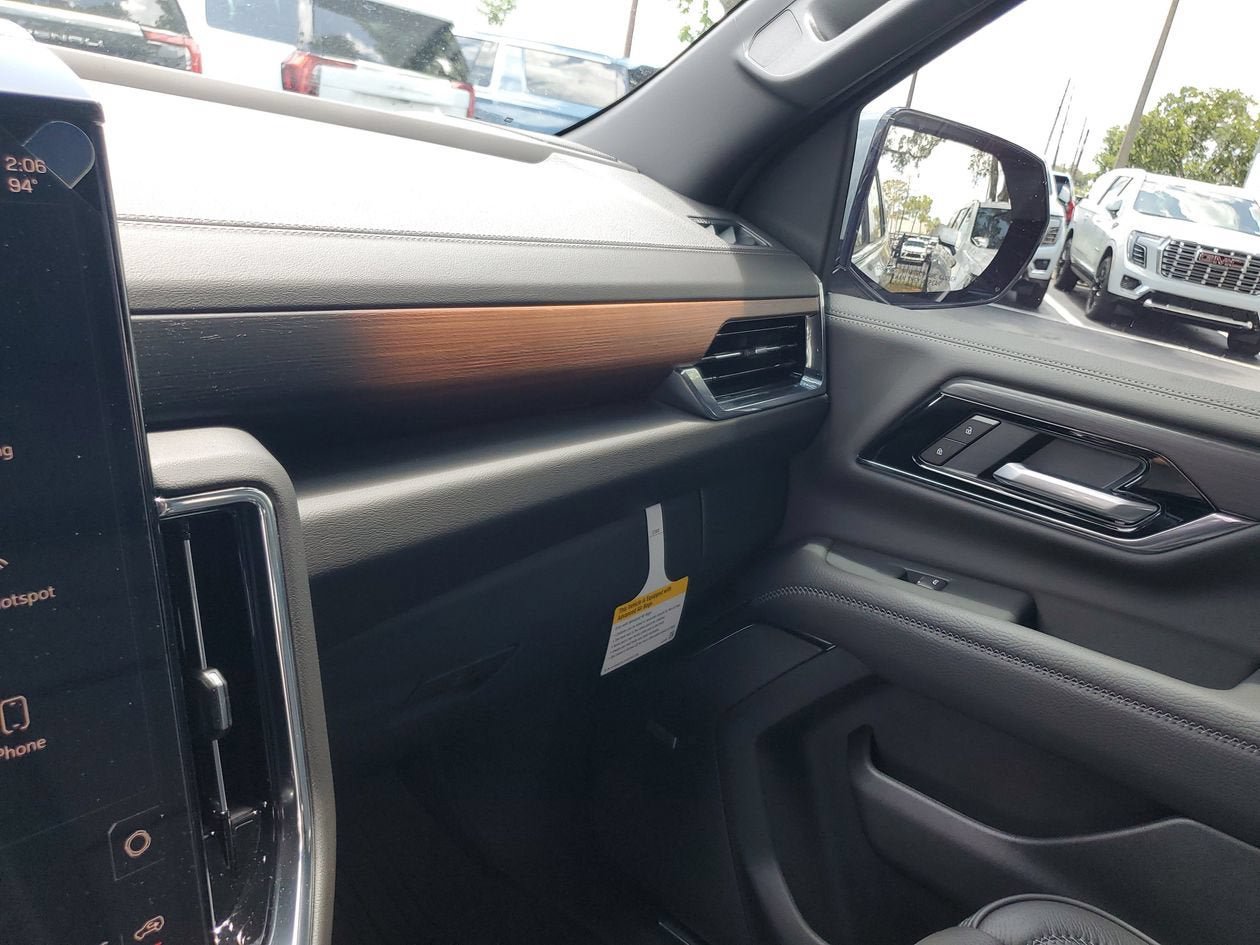 New 2026 GMC Yukon Denali w/ LPO, Floor Liner Package RWD image 25