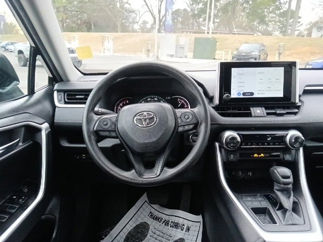 Used 2024 Toyota RAV4 XLE image 26